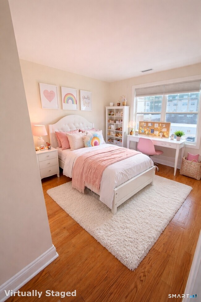 Building Photo - 1707 Summer St