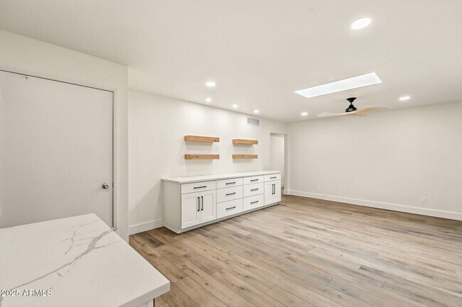 Building Photo - 9020 N 29th St