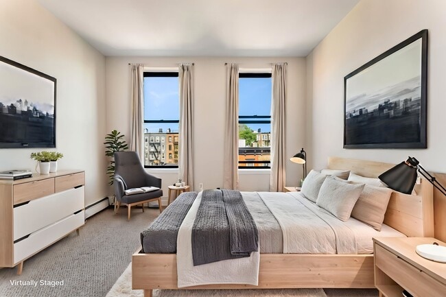 Building Photo - 809 Park Ave