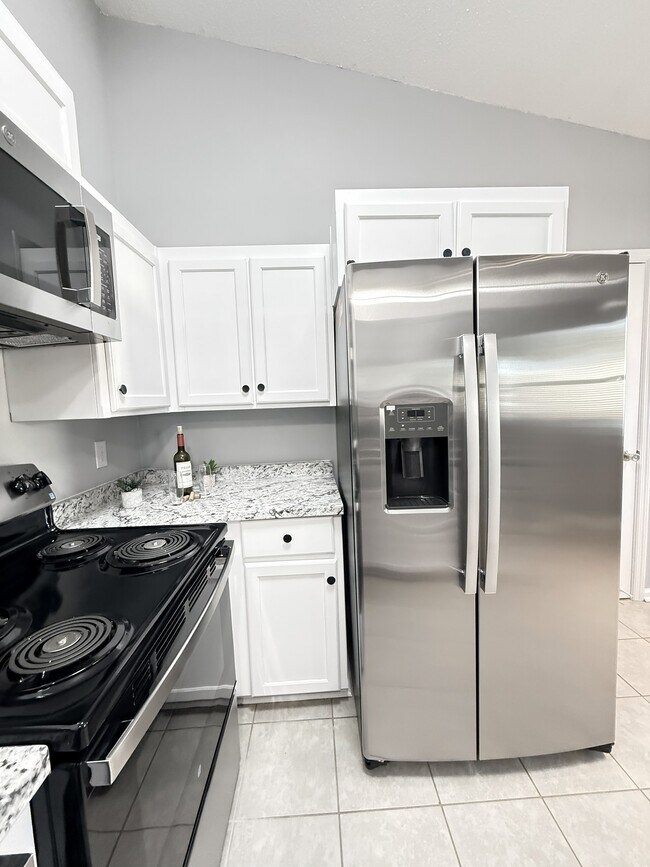 Building Photo - 506 Idlewood Cir