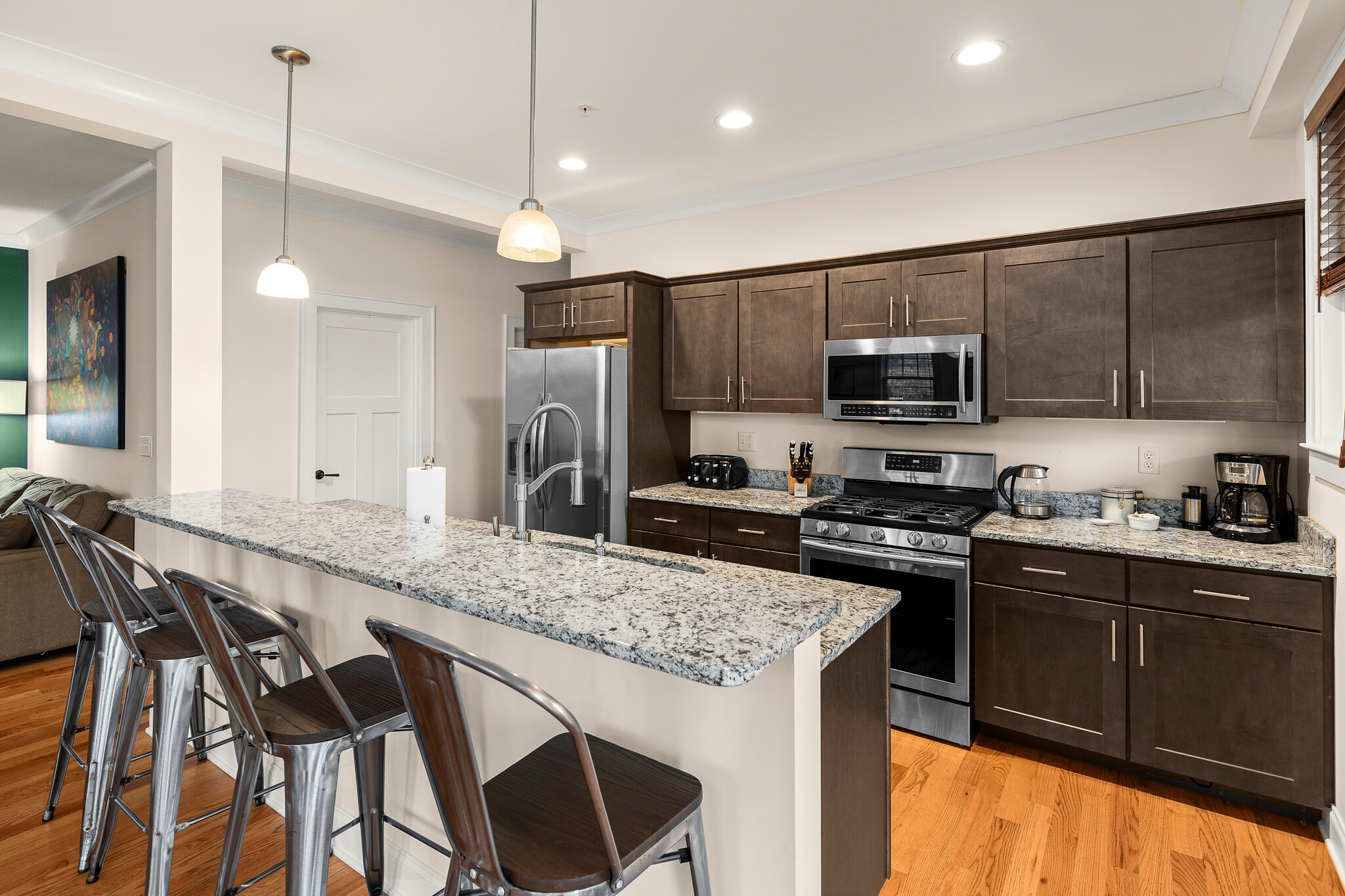 All Stainless Energy Efficient Applicaces - 279 E Chestnut St