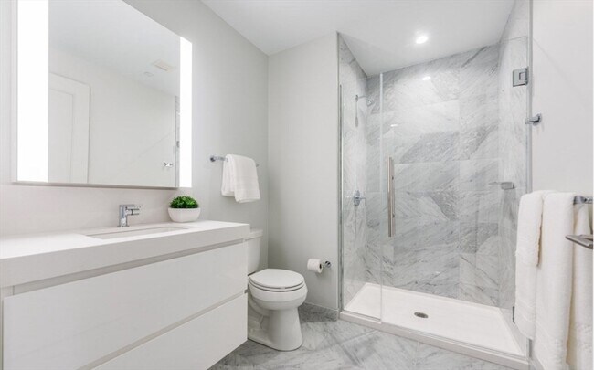 Building Photo - 135 Seaport Blvd