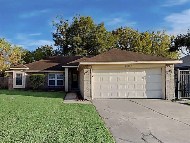 Primary Photo - 13307 Montaigne Dr