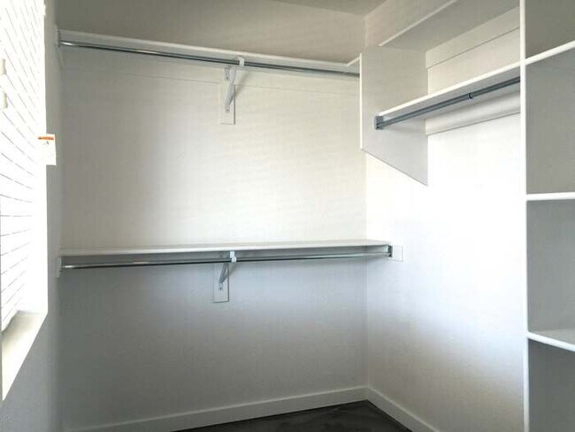 Building Photo - For Lease – 2/2 Arcadia District, Phoenix 85018 Home | Single Family Hom e$2,295/Month**