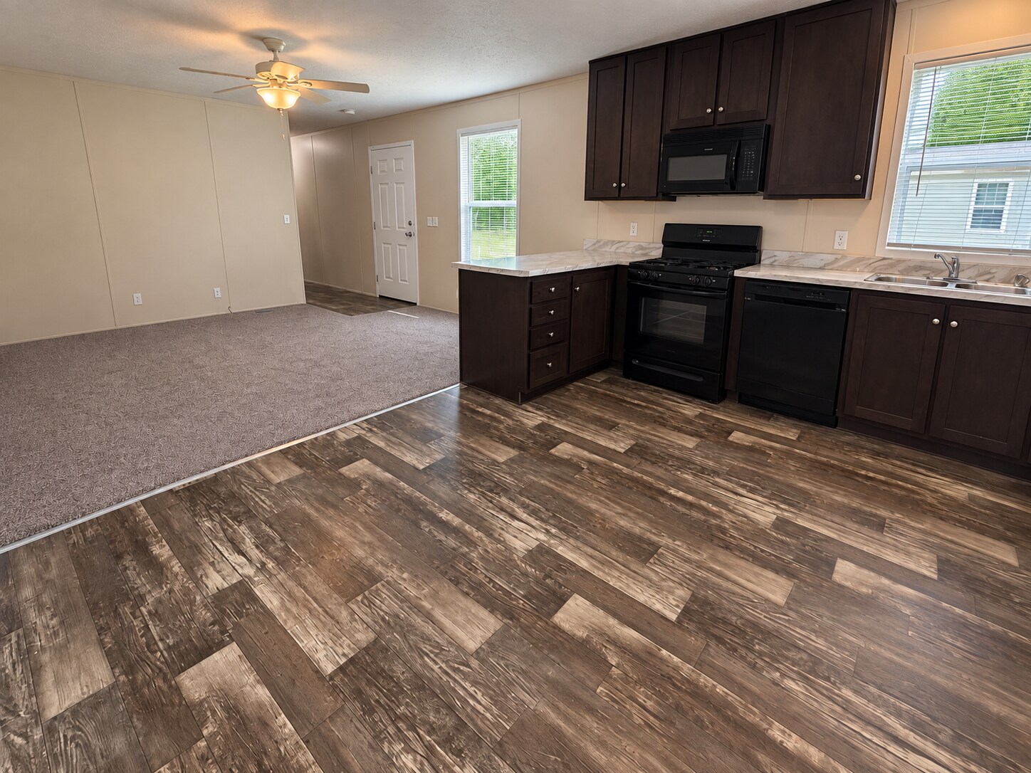 Building Photo - 38052 Johannes Dr
