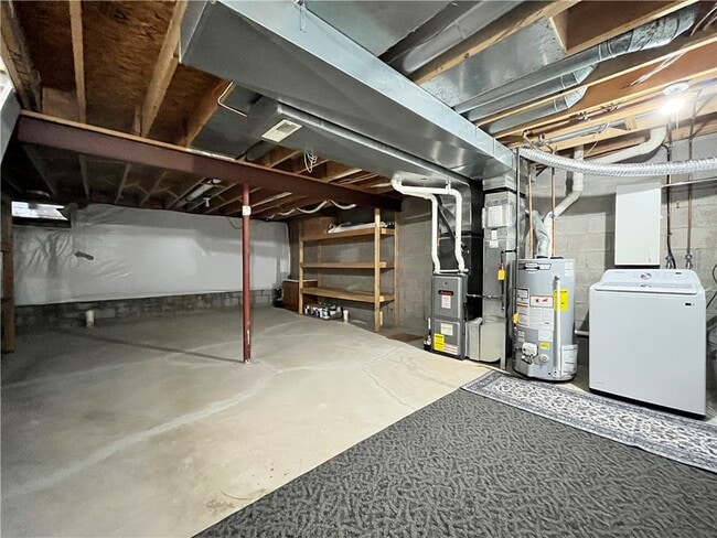 Building Photo - 35 Camberley Pl