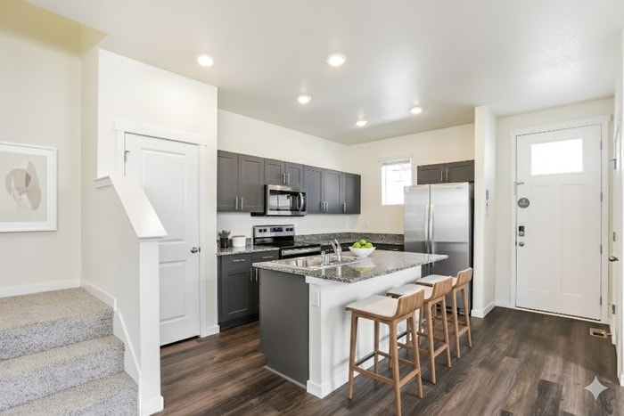 Building Photo - 13437 Oneida Ln