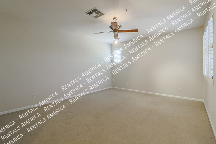 Building Photo - 20802 N Grayhawk Dr