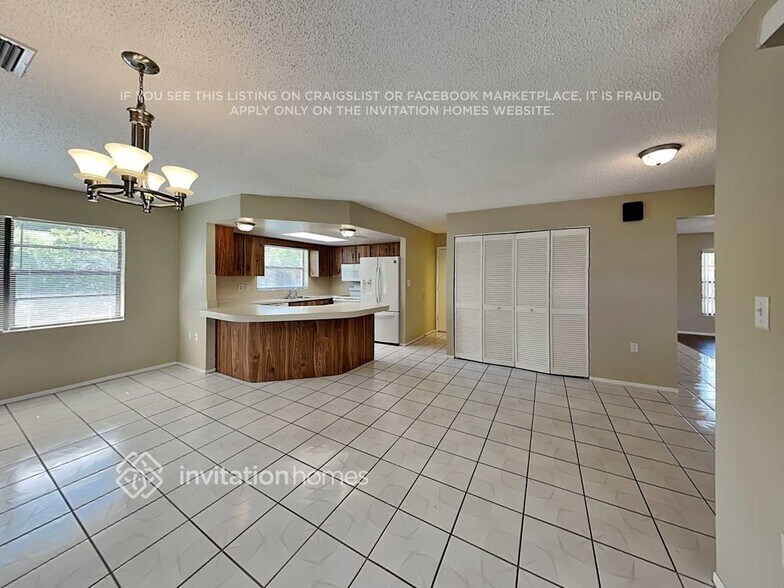 Building Photo - 3032 Oak Hill Rd