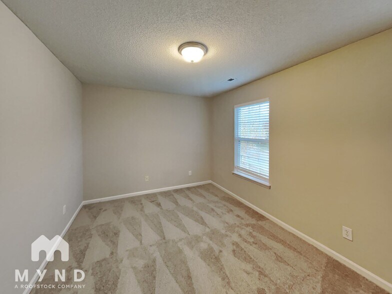 Building Photo - 9209 White Aspen Pl