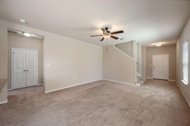 Building Photo - 231 Northern Flicker St
