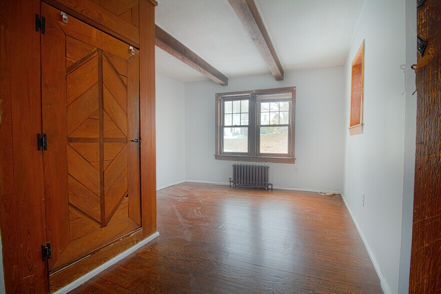 Building Photo - 21B Hoydens Hill Rd