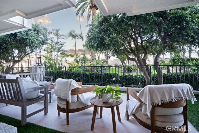 Building Photo - 601 Lido Park Dr