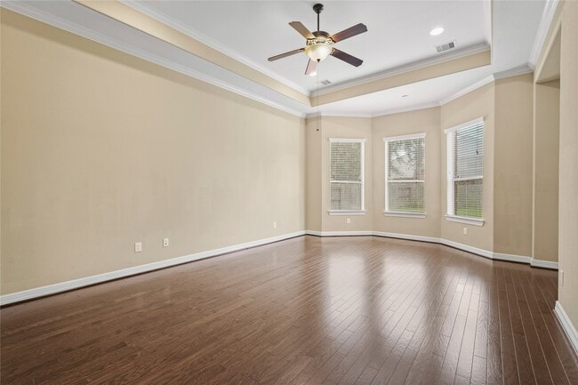Building Photo - 2515 Sentry Oak Way