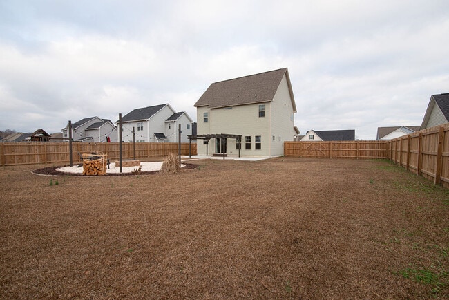 Building Photo - 303 Channel Run Ln