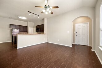 Building Photo - 953 Brown Rock Dr