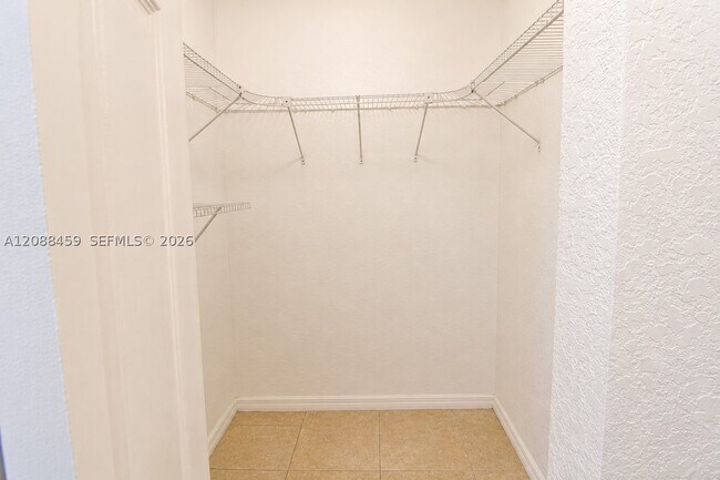 Building Photo - 14500 SW 88th Ave