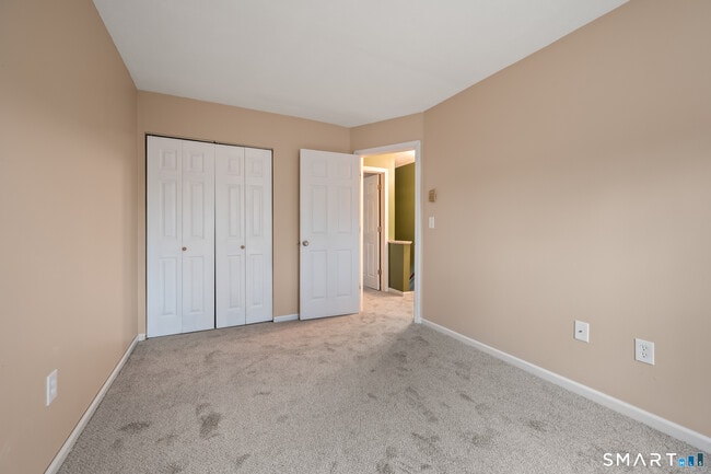 Building Photo - 92 Cynthia Ln