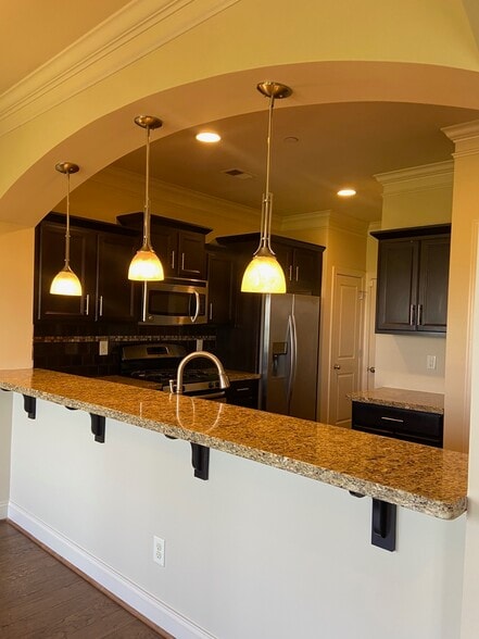 Building Photo - 4106 Eagle Ridge Ct