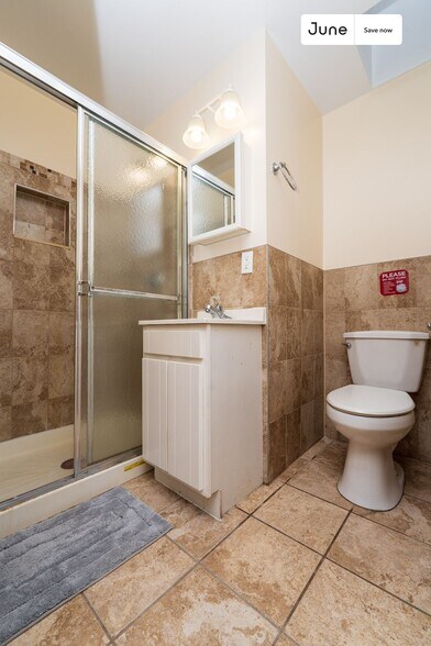 Building Photo - 1365 1st Ave