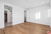 Building Photo - 5943 Pickford St