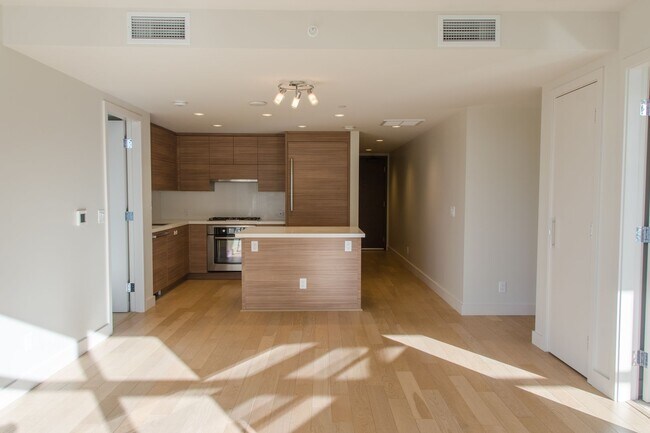 Building Photo - 2bd/2ba Seattle Condo
