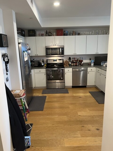 Building Photo - 400 Herron Dr