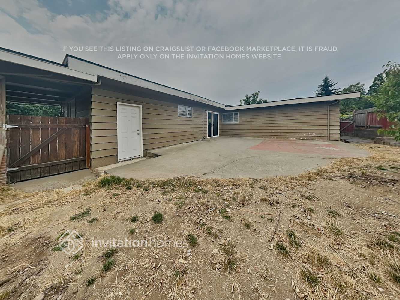 Building Photo - 1131 Lenore Dr