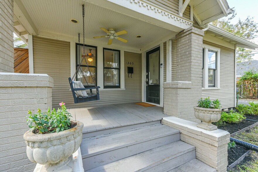 Building Photo - 1305 Beverly St