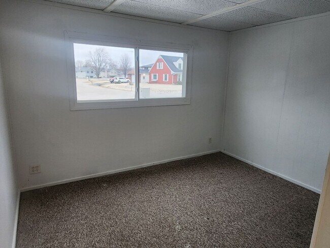 Building Photo - 1709 Warwick Wy