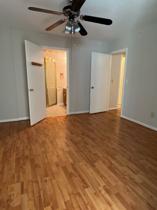 Building Photo - 115 Lancashire Rd