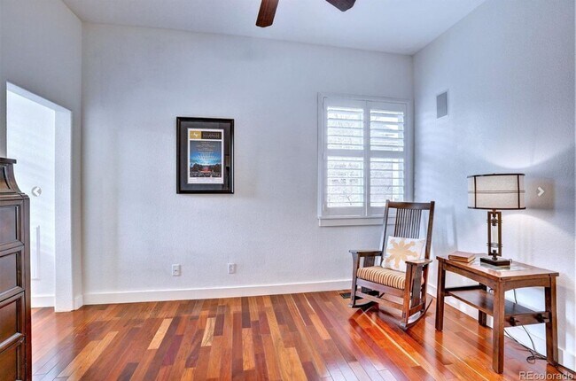 Building Photo - Elegant 4-Bedroom, 3 bathroom Home with Fi...