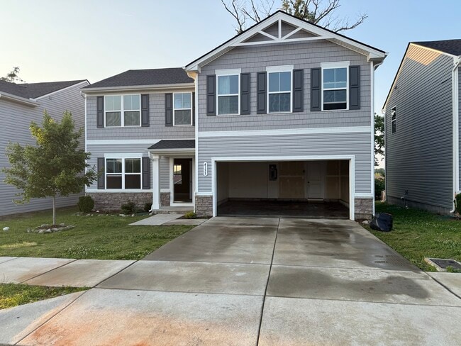 Building Photo - 4129 Chambord Dr