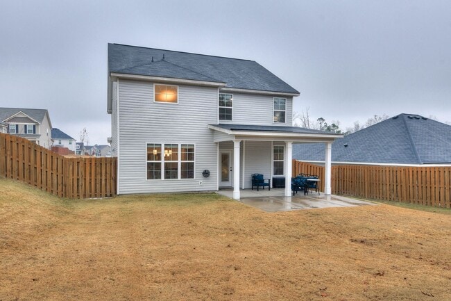 Building Photo - Haynes Station - 4 Bedroom 2.5 Bath