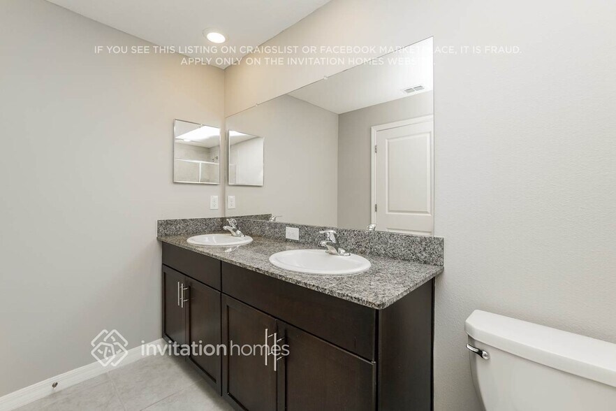 Building Photo - 8481 Campus Woods Way