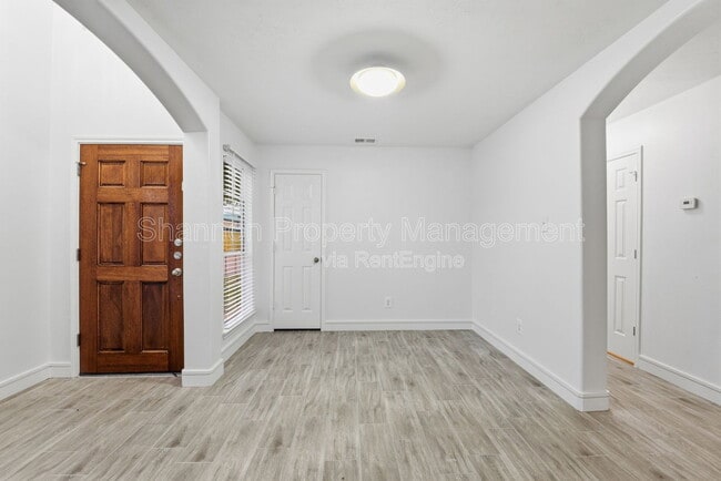 Building Photo - 14535 Windmill Meadows Ct