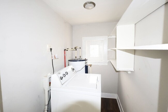 Building Photo - 13003 W Patrick Henry Rd