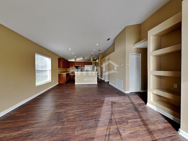 Building Photo - 6673 Bouganvillea Crescent Dr