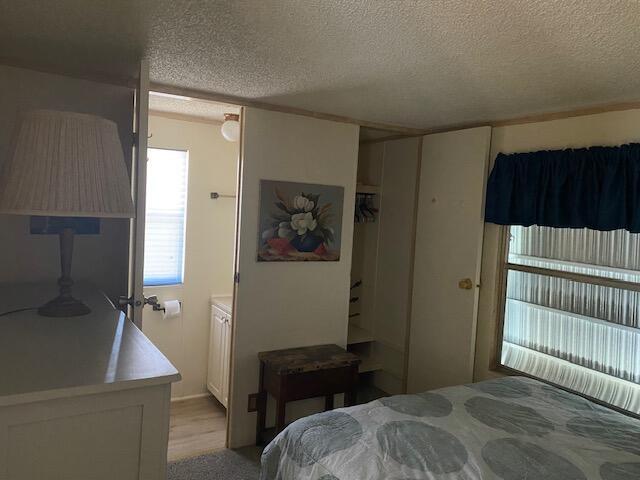 Building Photo - 8933 Lawrence Rd