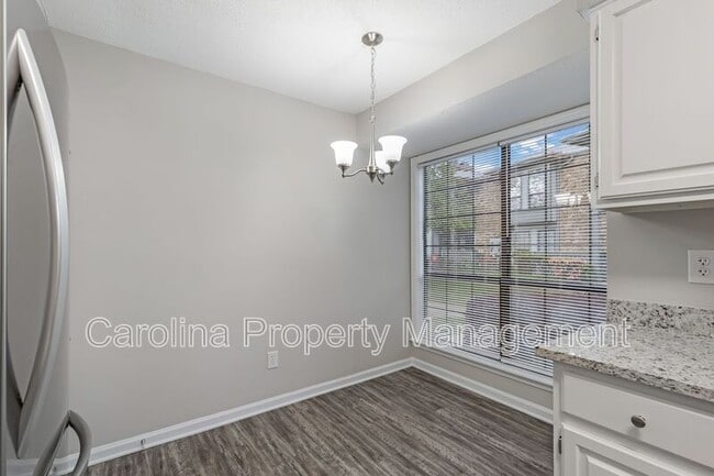 Building Photo - 5867 Harris Grove Ln