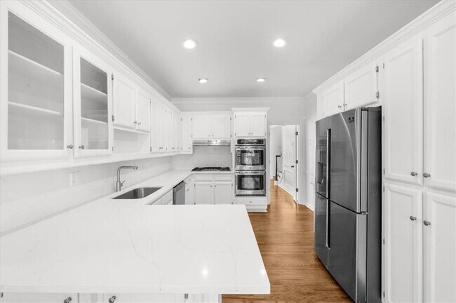 Building Photo - 11215 Highfield Chase Dr