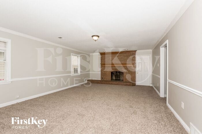 Building Photo - 4042 Ross Rd