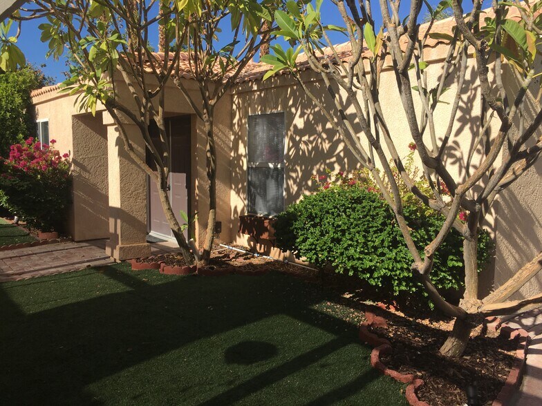 Building Photo - 68820 Risueno Road