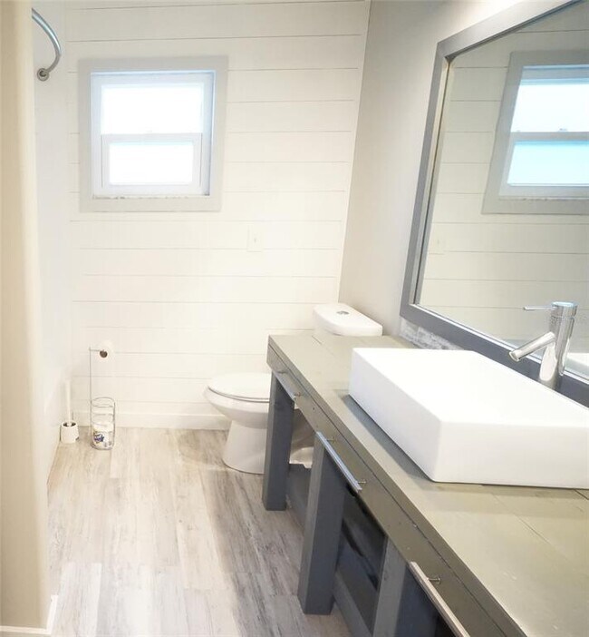 Building Photo - 3807 Turkey Oak Dr