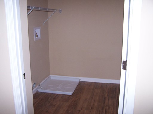 Building Photo - 10176 Squire Meadows Dr