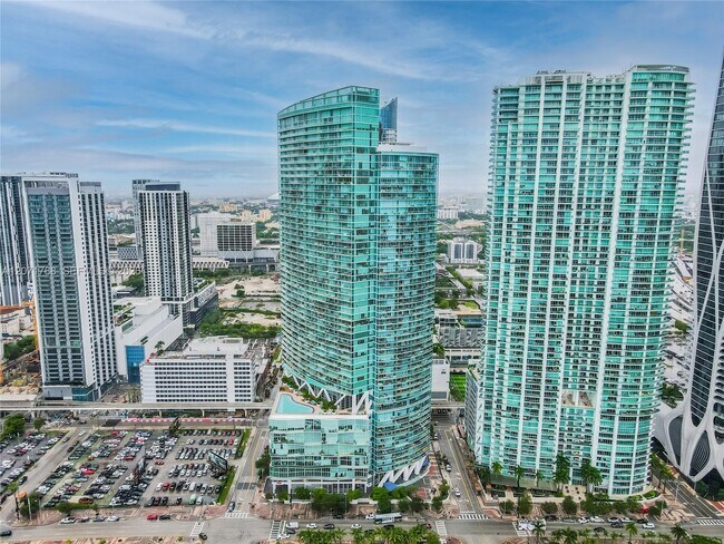 Building Photo - 888 Biscayne Blvd