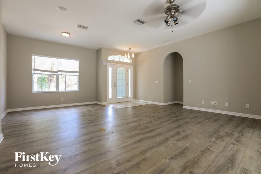 Building Photo - 3773 Eagle Pass St