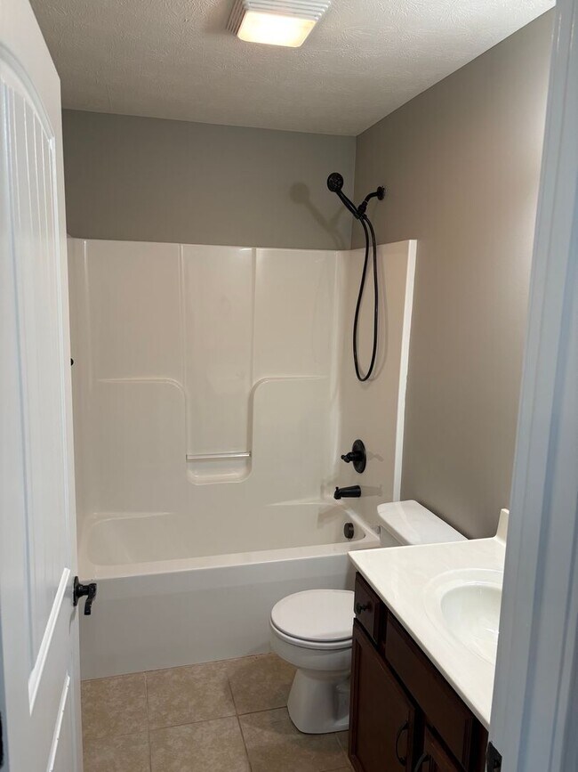 Building Photo - 7017 Golgotha Dr