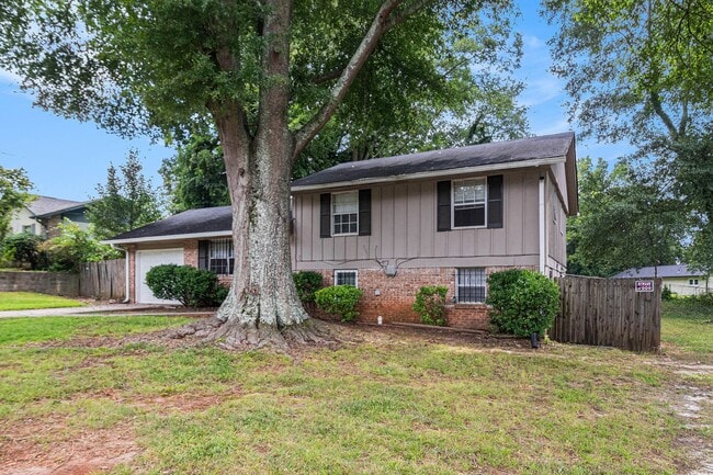 Building Photo - 8753 E Bourne Dr