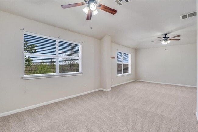 Building Photo - 4029 Lake Edge Way